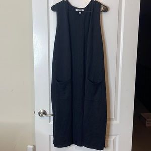 Anna & Ava Gameday Long Open Cardigan Sweater Vest Black Large / XL